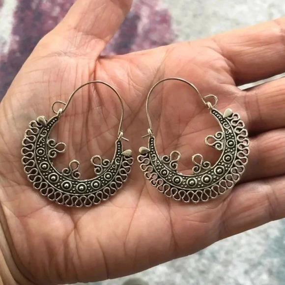 Ornate Ethnic Filigree Hoop Silver Drop Earrings NWT - Picture 1 of 3